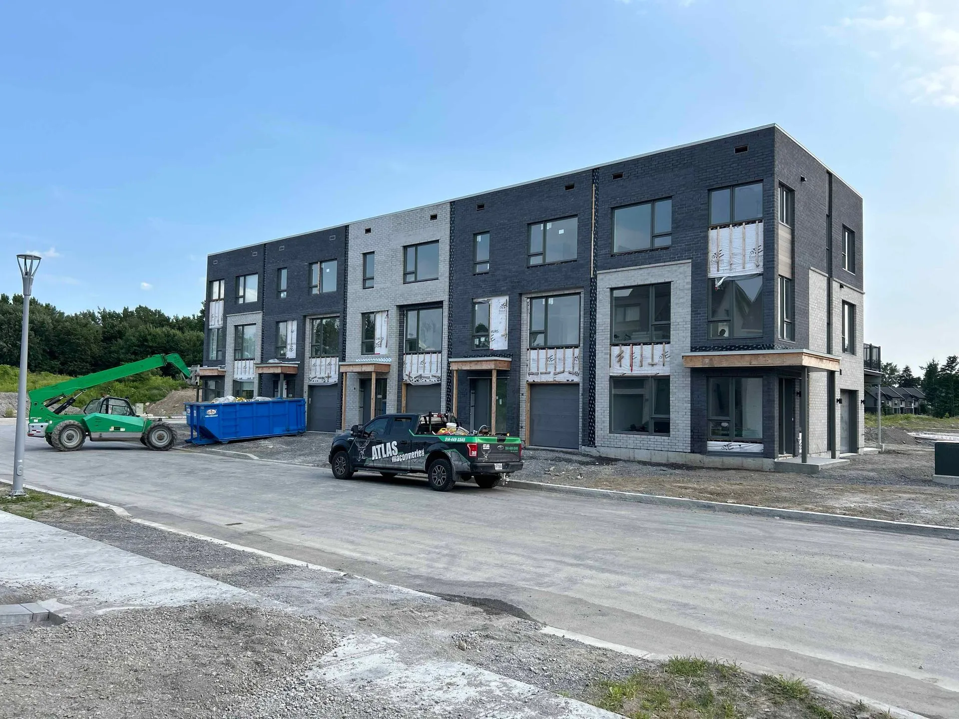 Pose de pierres - maçonnerie Laval